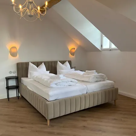 Polonia Apartment *